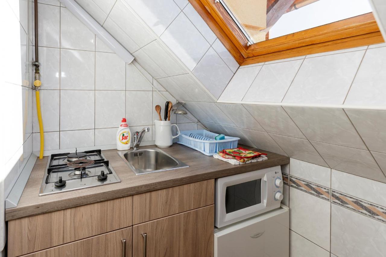 Almafa Apartmanház Eger Exterior foto